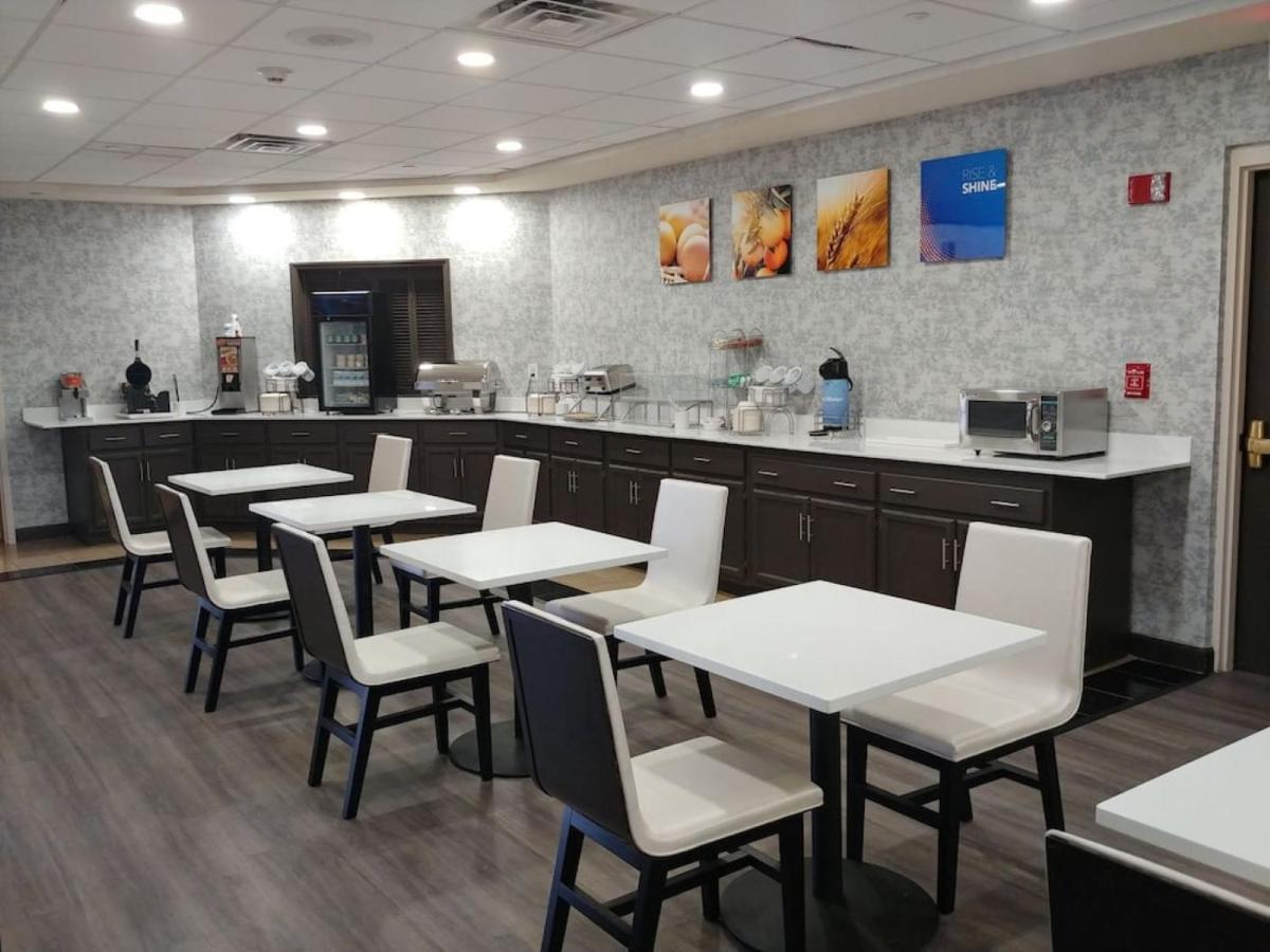 גרינוויל Comfort Inn & Suites מראה חיצוני תמונה